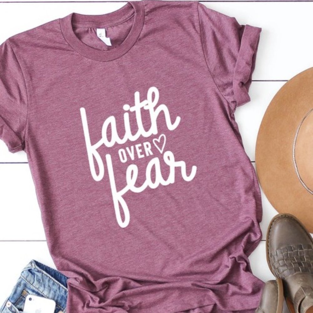 NWT Faith Over Fear Tee in Plum
